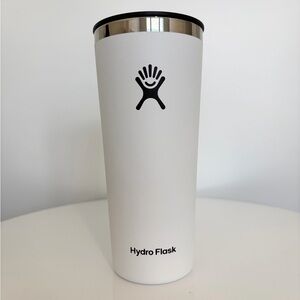 NWOT Hydro Flask 22 oz Tumbler White Insulated Stainless Steel Travel Cup